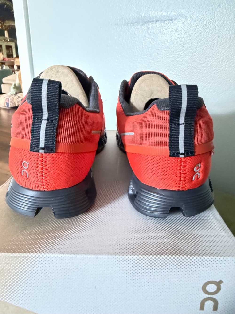 On Running Women’s Cloud 5 Warerproof Red Running Shoes S 8 - Picture 5 of 10